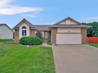5609 E 28th St N, Wichita, KS 67220