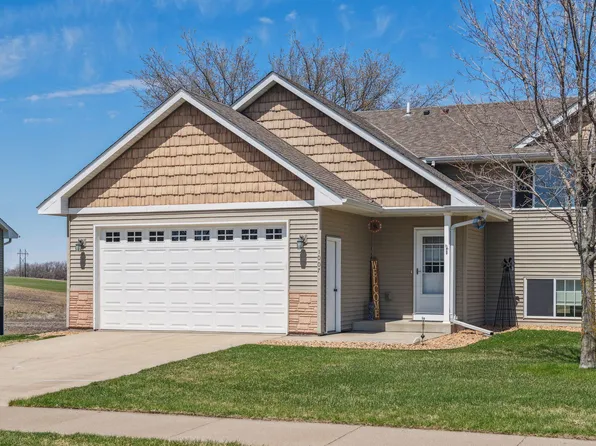 1007 White Tail Ln, Montrose, MN 55363