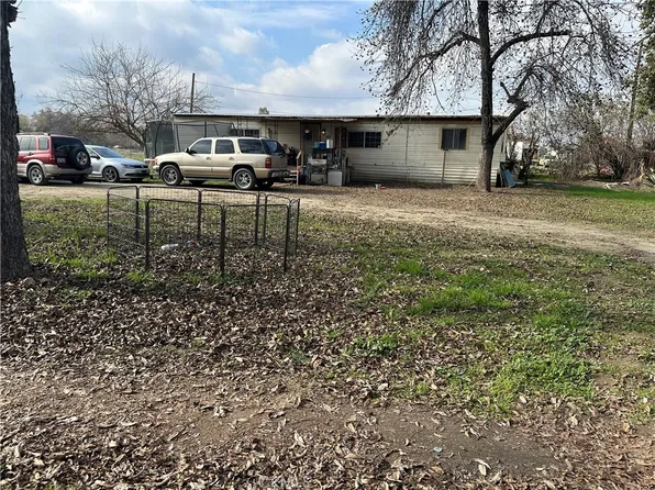 1803 E Springville Ave, Porterville, CA 93257