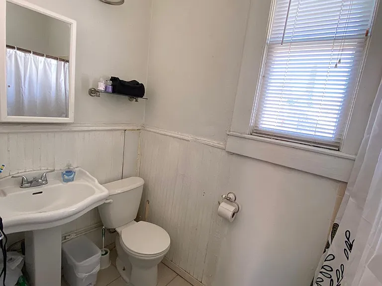 1315 N Florence St — Photo 7