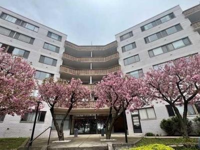 1375 River Rd APT 3G, Edgewater, NJ, 07020