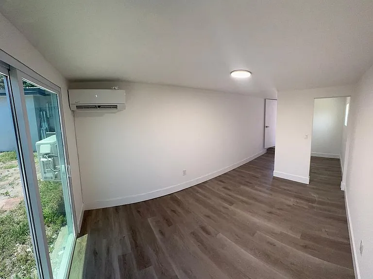 1101 S Seacrest Blvd — Photo 12