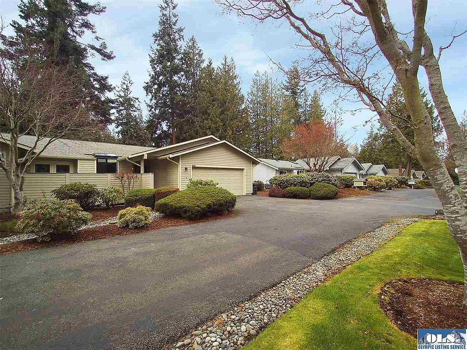 1st image of 117 Fairway Dr