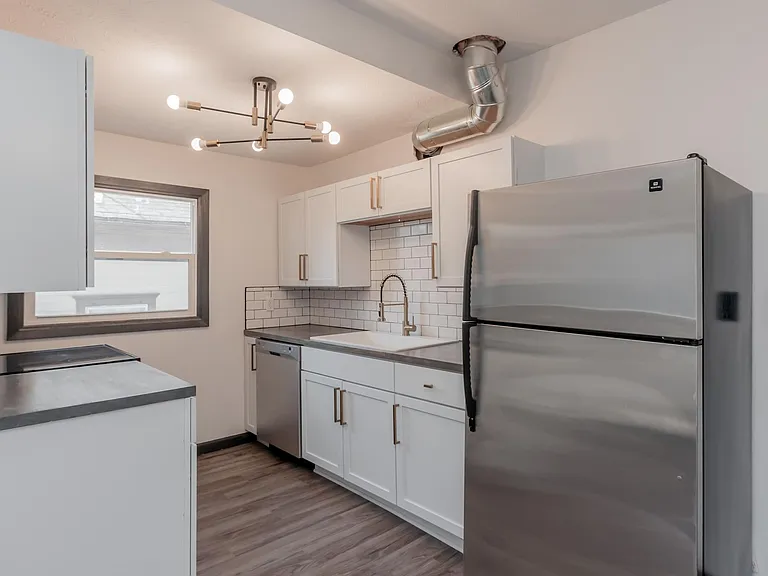 2901 R St #2 — Photo 4