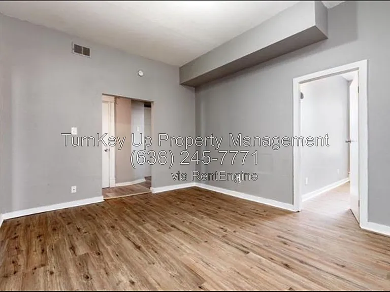 4005 S Grand Blvd — Photo 8