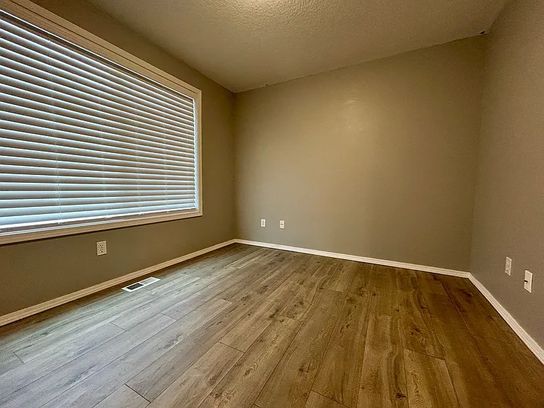 3001 NE 160th Ct — Photo 10