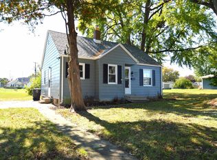 1661 Sprunger Ave, Fort Wayne, IN 46808