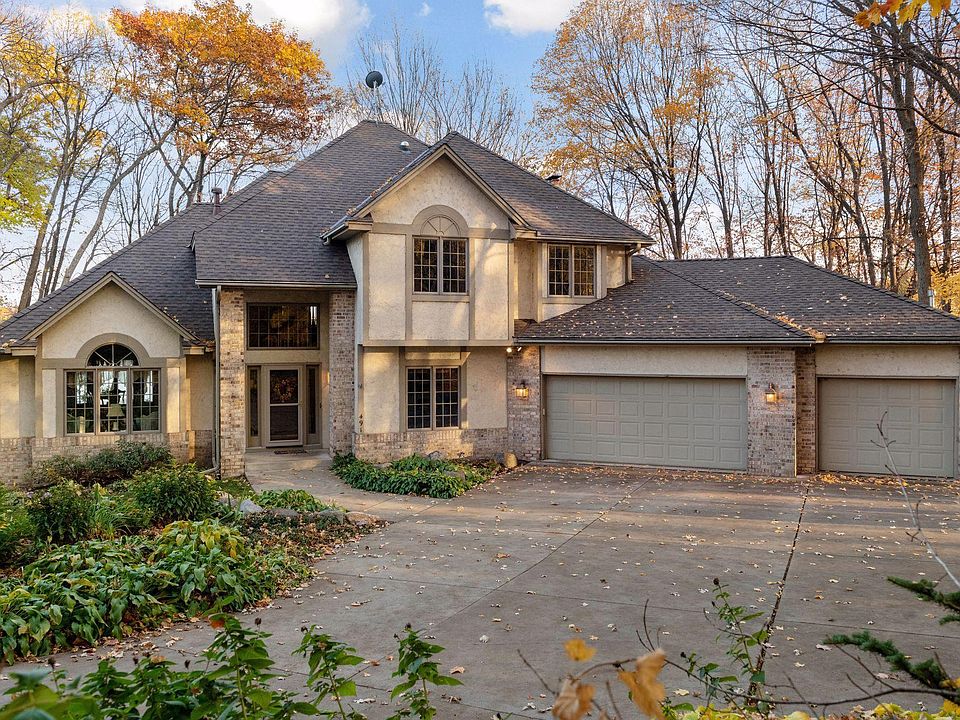 1st image of 491 Bighorn Dr