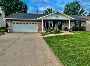 616 Eckert Ln, Columbia, IL 62236