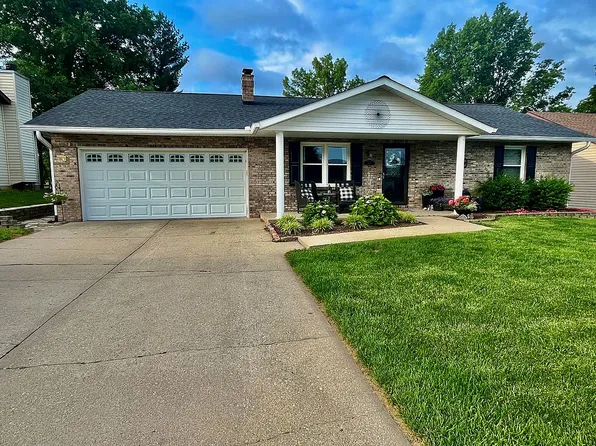 616 Eckert Ln, Columbia, IL 62236