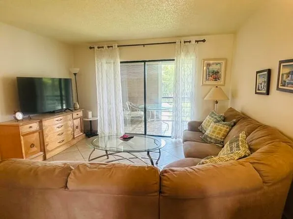 5981 Via Vermilya APT 405, Lake Worth, FL 33462
