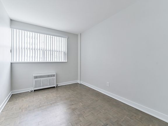 4th image of 135 Lawton Blvd #2-Bedroom