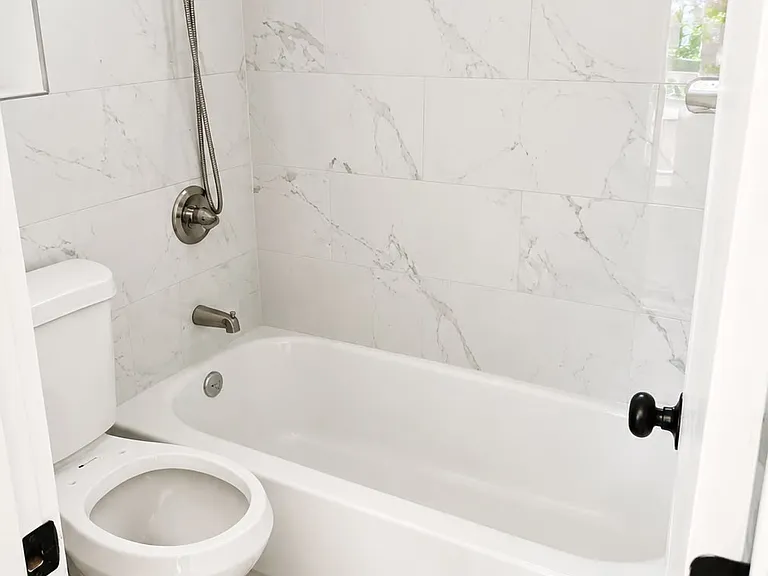 10 Cooper St #3 — Photo 7