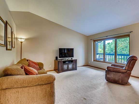 4th image of 260 Bayberry Avenue Ct
