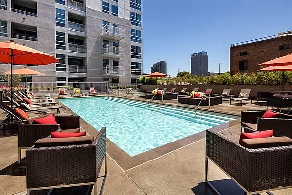 1st image of 1362 S Figueroa St #620