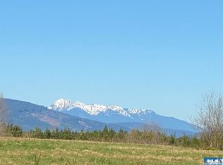 1 Gardiner Beach Rd, Sequim, WA 98382