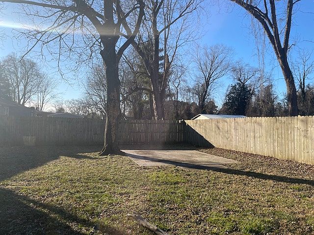 2nd image of 116 Shamrock Dr