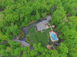 4 Rues Rd, Cream Ridge, NJ 08514