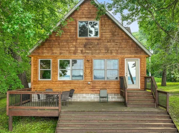 10215 Amery Ave NW, Monticello, MN 55362