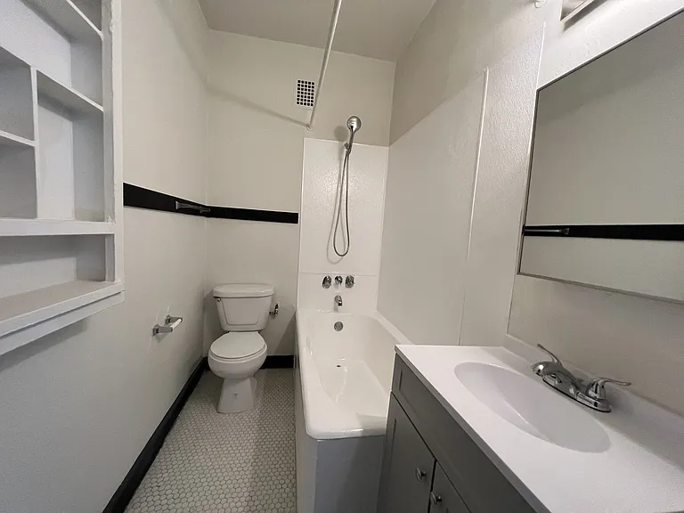Kipling Apartments — Photo 11