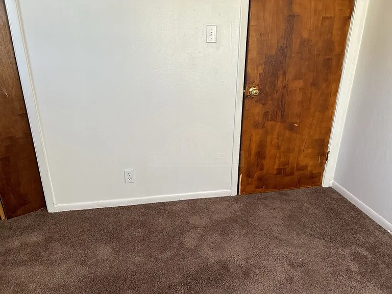 906 Jefferis Ave — Photo 18
