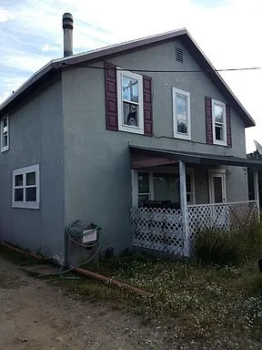 1050 Forestvale Rd Photo 1