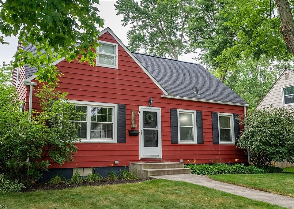 1st image of 841 Hayes Ave