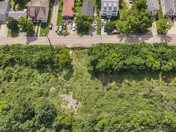 5th image of 637 Annex Ave