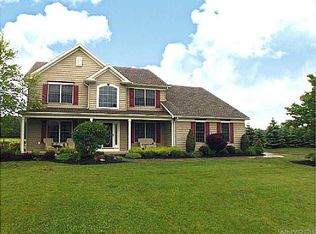 5535 Shero Rd, Hamburg, NY 14075