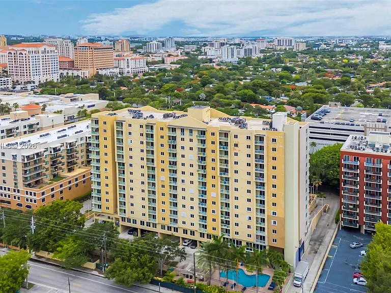 3500 Coral Way #Penthouse 111 — Photo 4