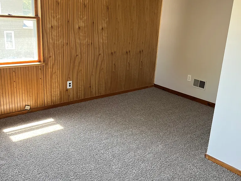 216 Broad St — Photo 19