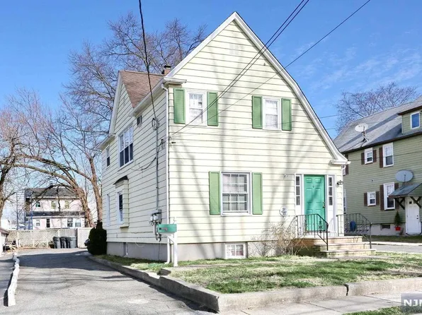 21 Bergen Ave, Bergenfield, NJ 07621