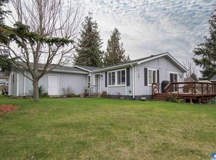 1039 W 16th St, Port Angeles, WA 98363