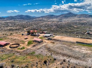 1725 S Orme Rd, Dewey, AZ 86327