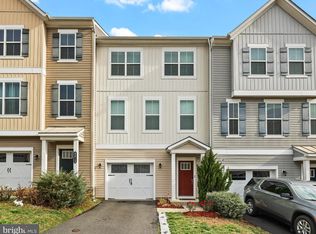 4811 Hicks Dr, Fredericksburg, VA 22408