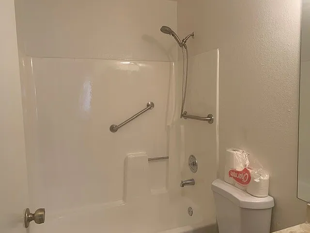 9064 N 68th Ln — Photo 13