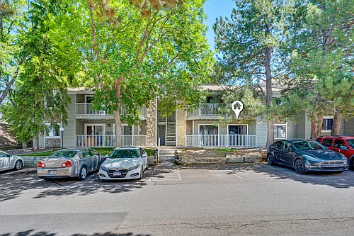 902 S Walden St #106 Photo 1