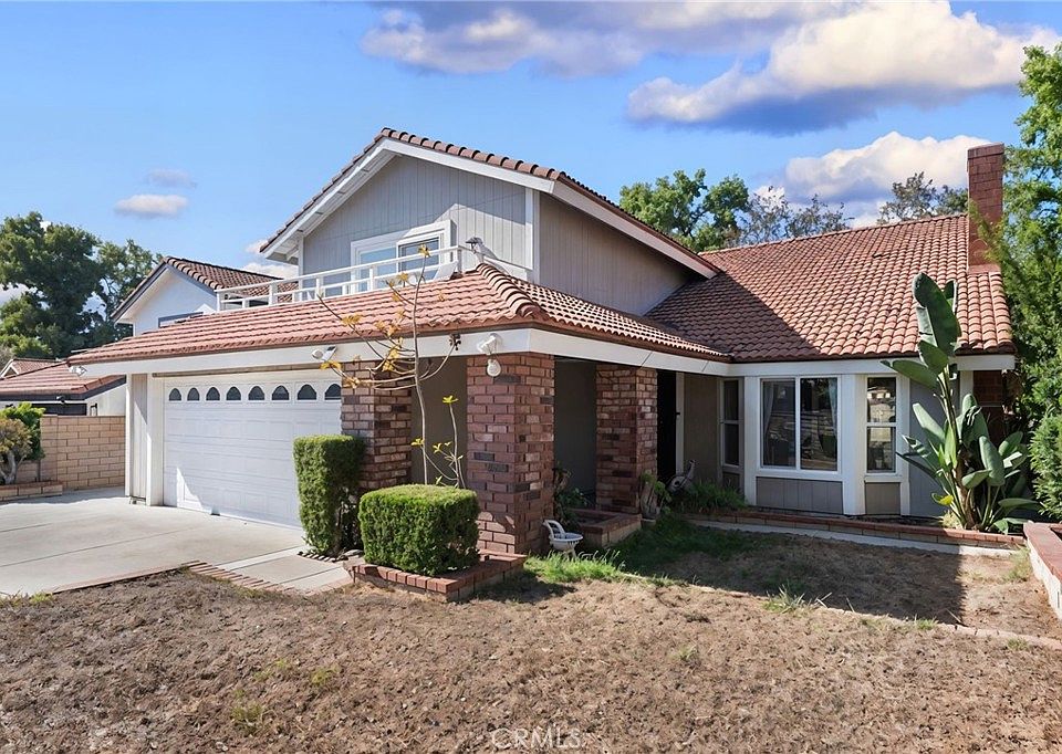 1st image of 108 Pinetree Ct