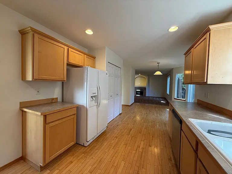 18230 28th Dr SE — Photo 11