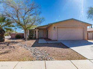 4621 W Snowberry Ln, Tucson, AZ 85742