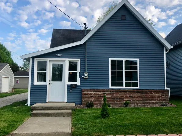 451 W McClurg St, Frankfort, IN 46041