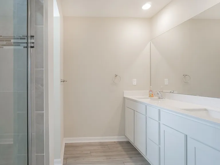 353 Fellbrook Dr — Photo 7