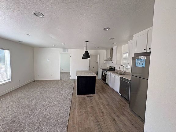 4th image of 1700 State St #10