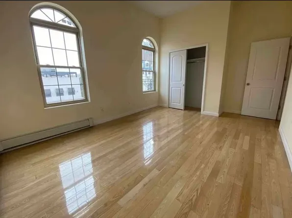 30-06 38th Street image 1 of 5