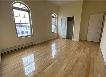 30-06 38th Street, #3R