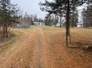 17782 S Riverside Dr, Pickford, MI 49774