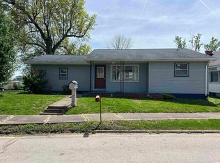 310 W Washington St, Oakland City, IN 47660