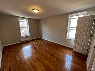 Rented by Sterea Agency