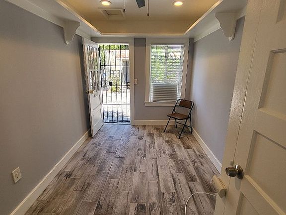 2nd image of 2406-2408-2410 Fernleaf St #2410B