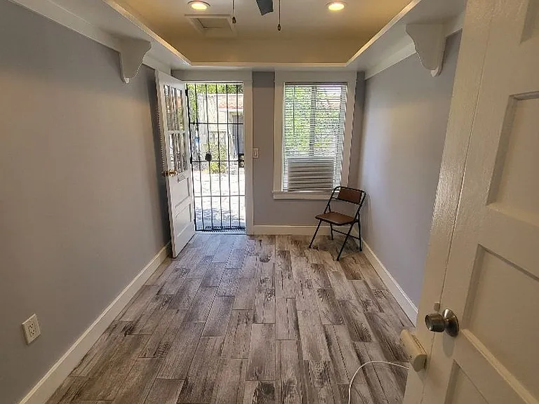 2406-2408 2410 Fernleaf St — Photo 2